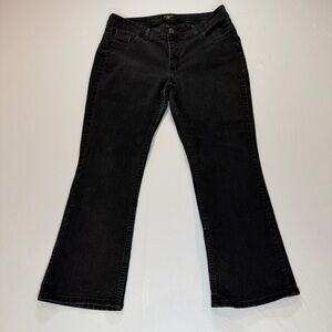 Classic Black Lee Riders Women's Boot Cut Jeans 18 P